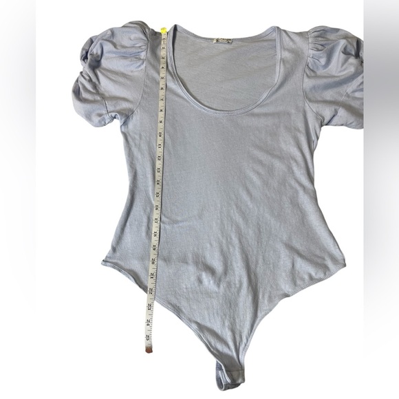 Free people Ava bodysuit puff sleeve with scoop neckline thong size large - Picture 8 of 11